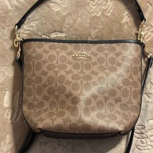 Coach Signature Brown Shoulder Bag